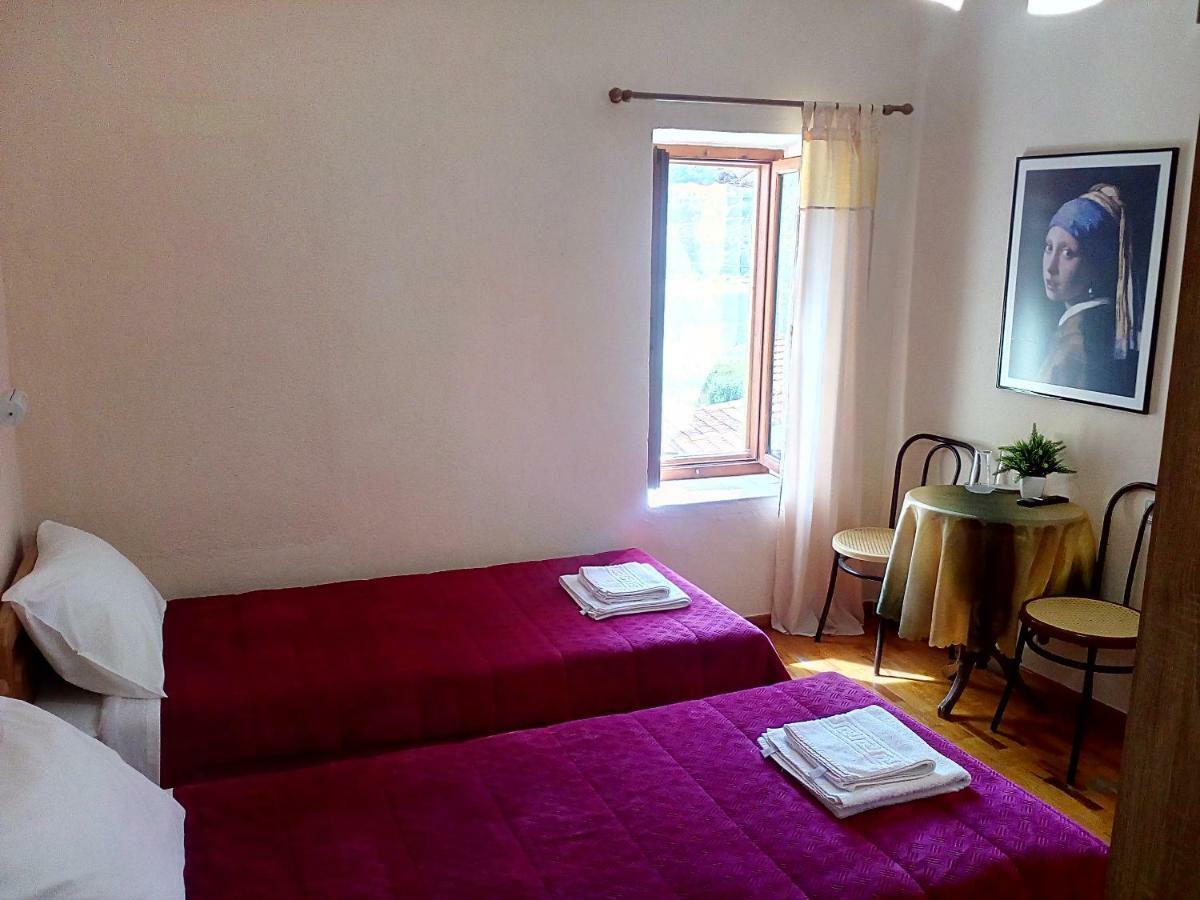 Tasos Rooms Psarades Luaran gambar